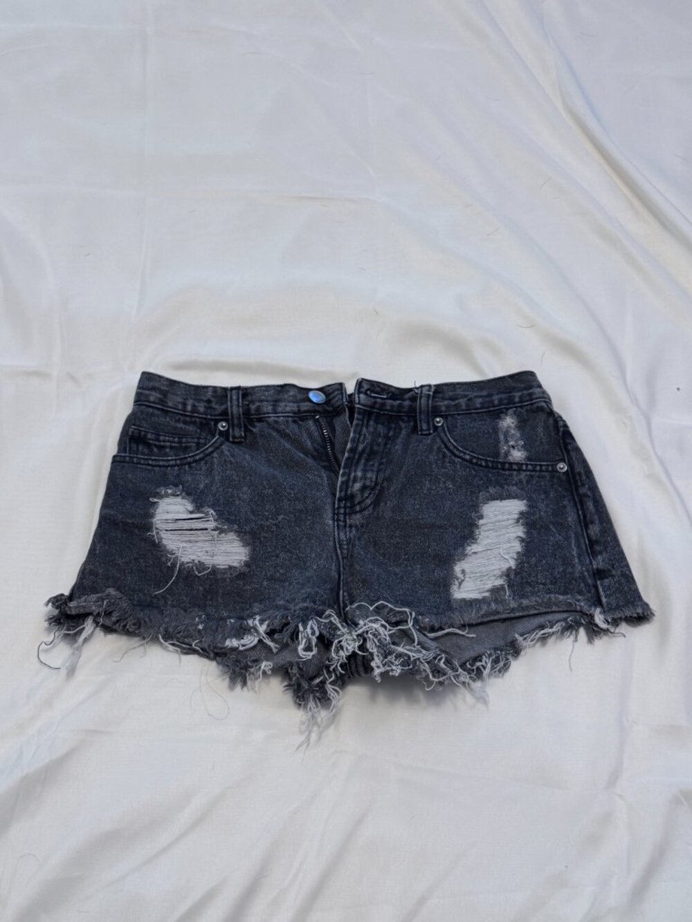 FOREVER 21 Distressed, Black Cut off Jeans Shorts size 25